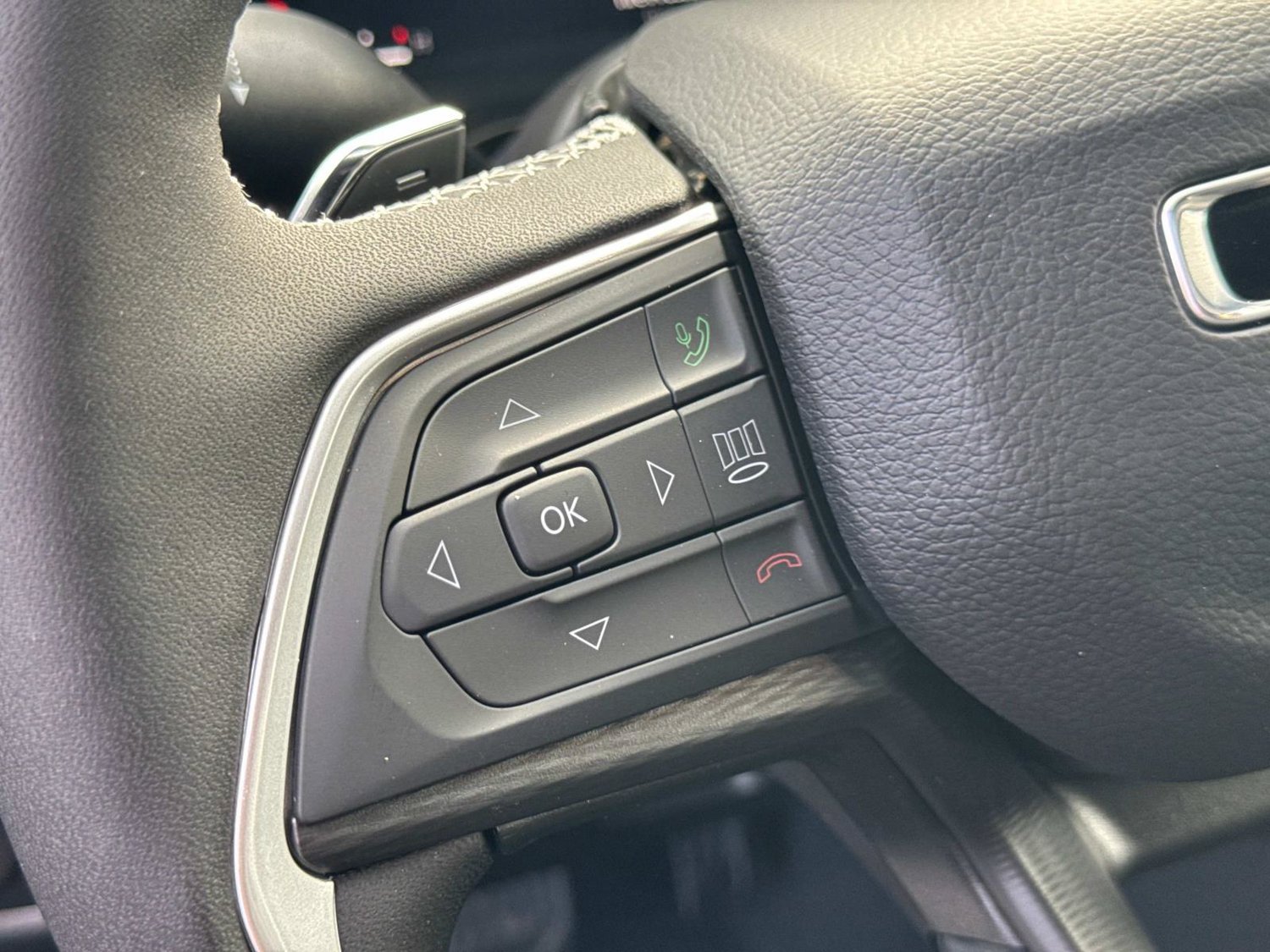 New 2027 Jeep Grand Cherokee Laredo X AWD/4WD image 31