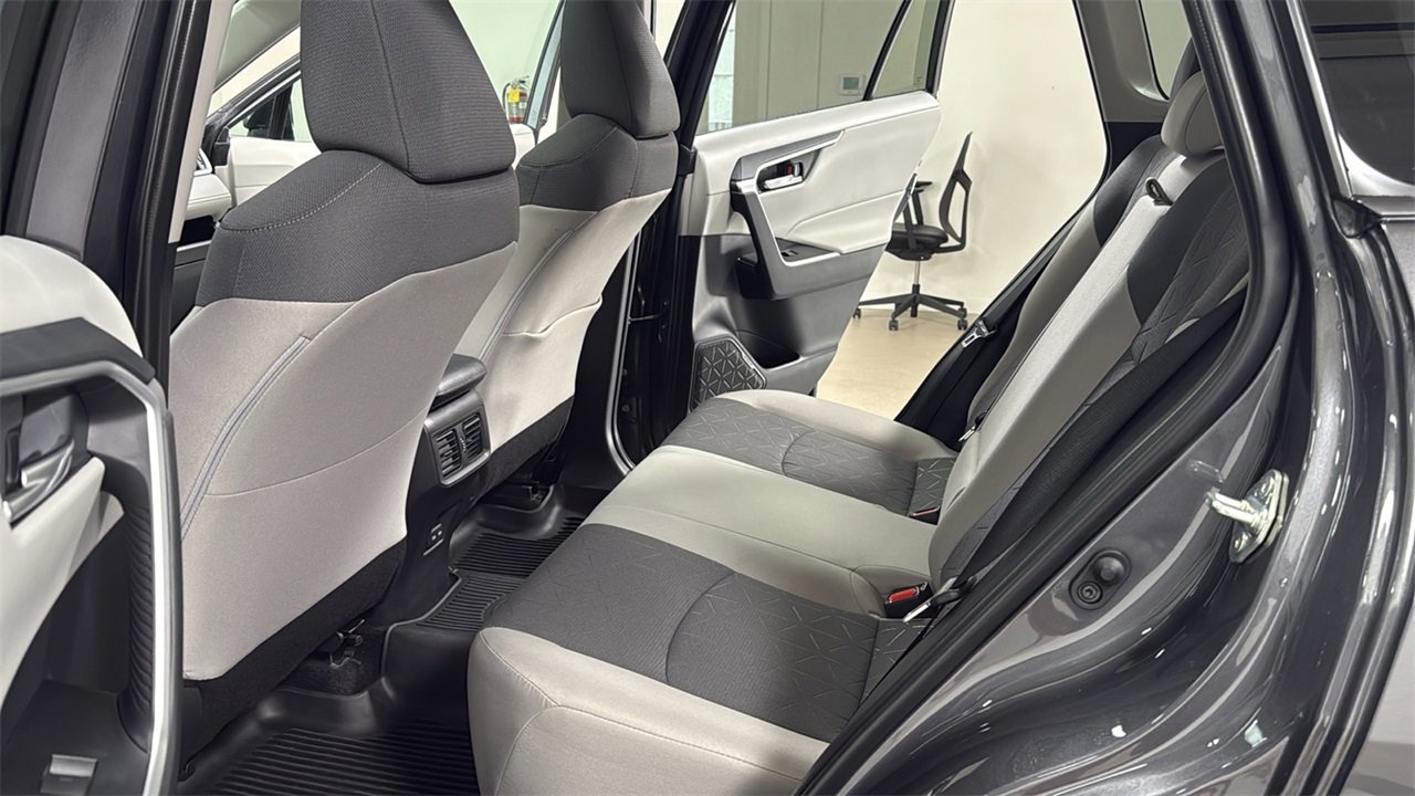 Certified 2025 Toyota RAV4 XLE w/ Convenience Package image 15