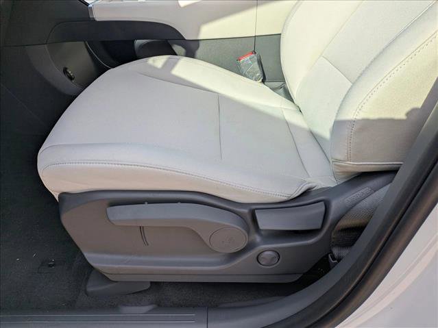 New 2026 Hyundai Santa Fe SE FWD image 4