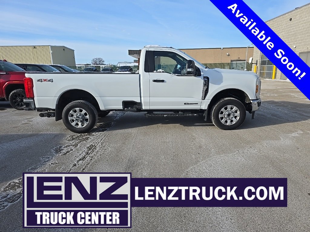 Used 2024 Ford F350 XLT image 1