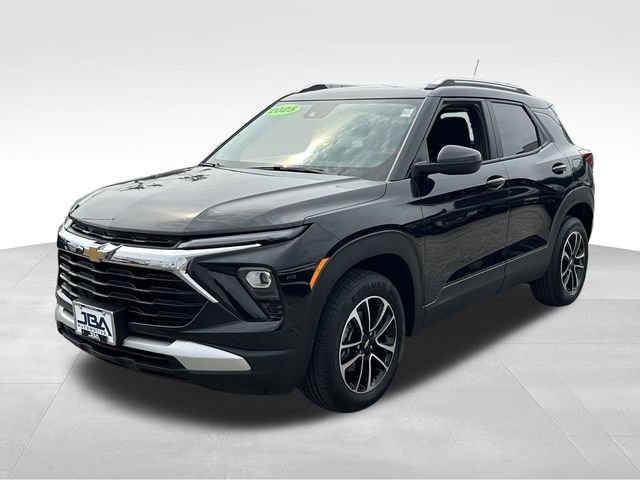 Used 2025 Chevrolet TrailBlazer LT AWD/4WD image 24