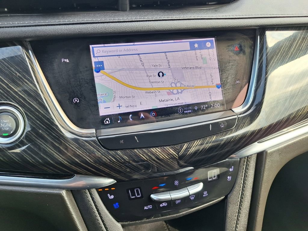 Used 2023 Cadillac XT6 Premium Luxury image 18