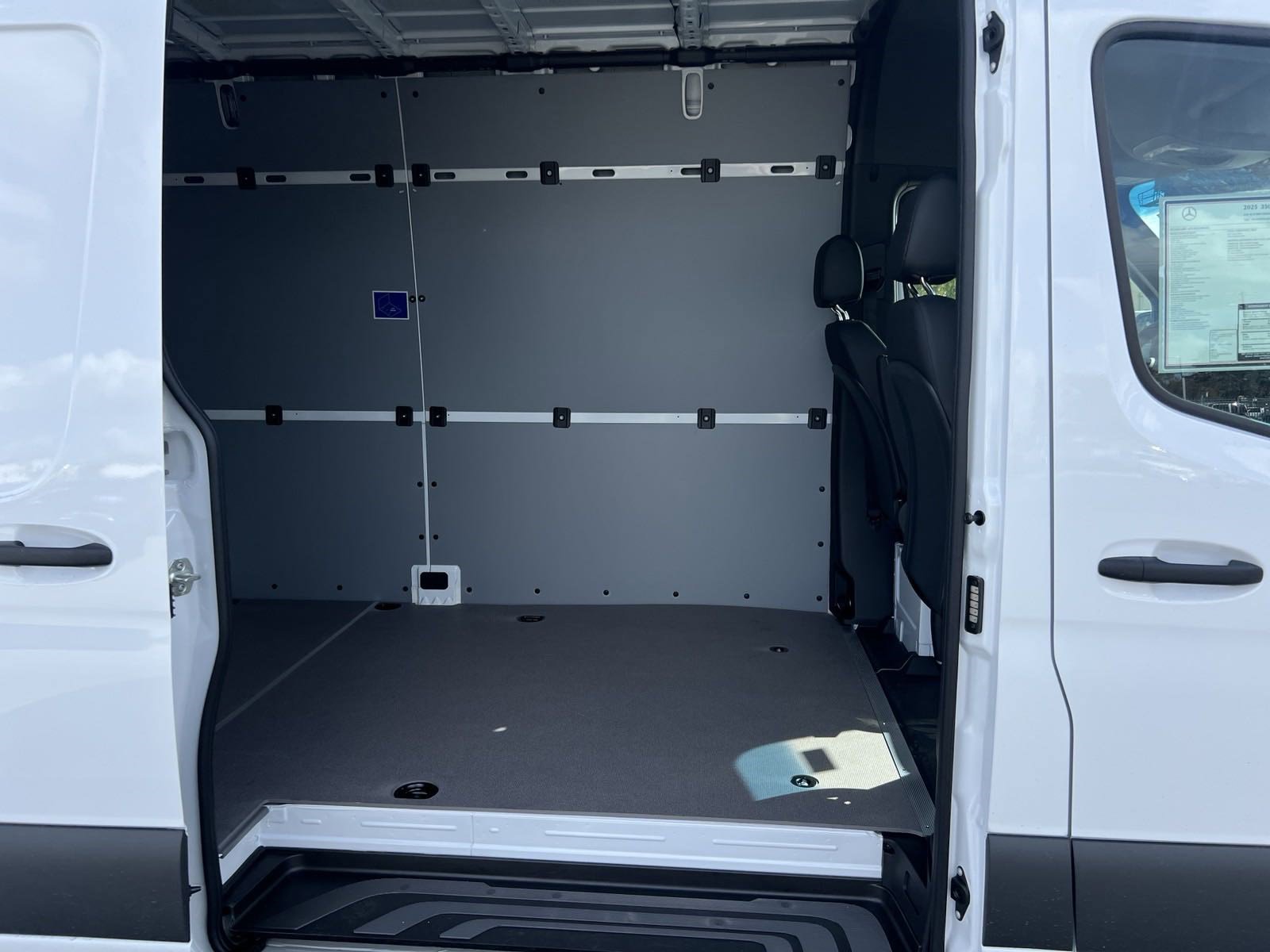 New 2025 Mercedes-Benz Sprinter 3500 image 33