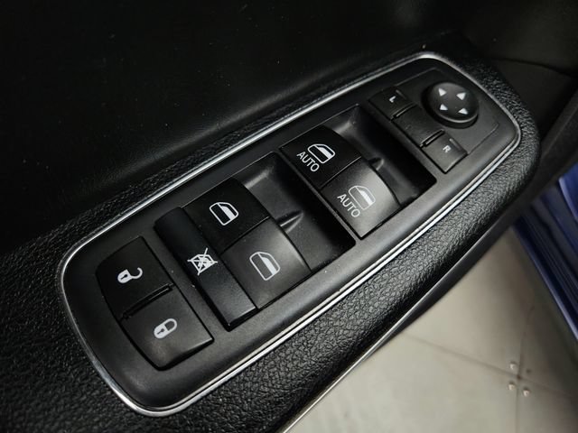 Used 2017 Chrysler 300 S w/ 300S Premium Group AWD/4WD image 24