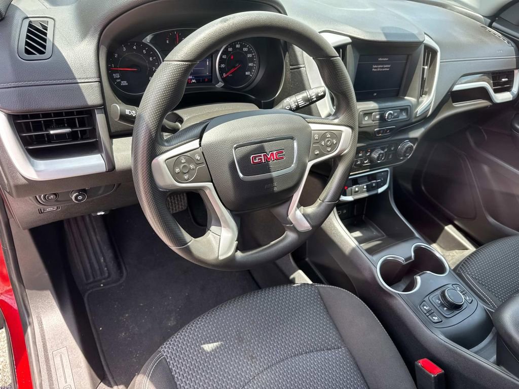 Used 2022 GMC Terrain SLE w/ Driver Convenience Package image 15