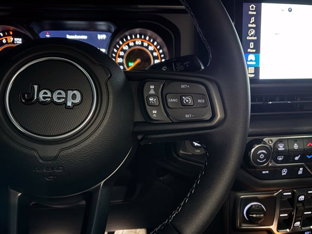 New 2026 Jeep Gladiator Sport AWD/4WD image 34