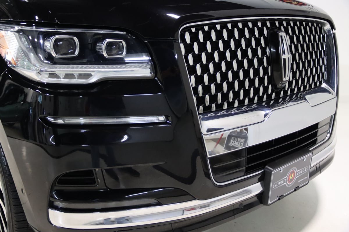 Used 2024 Lincoln Navigator L Black Label AWD/4WD image 23