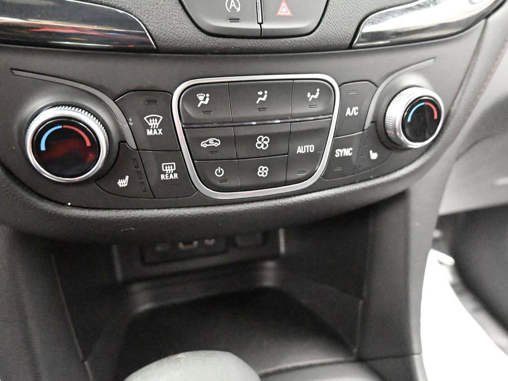 Used 2024 Chevrolet Equinox RS AWD/4WD image 41