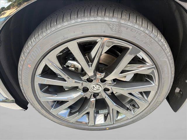 New 2026 Toyota Crown Signia AWD/4WD image 11