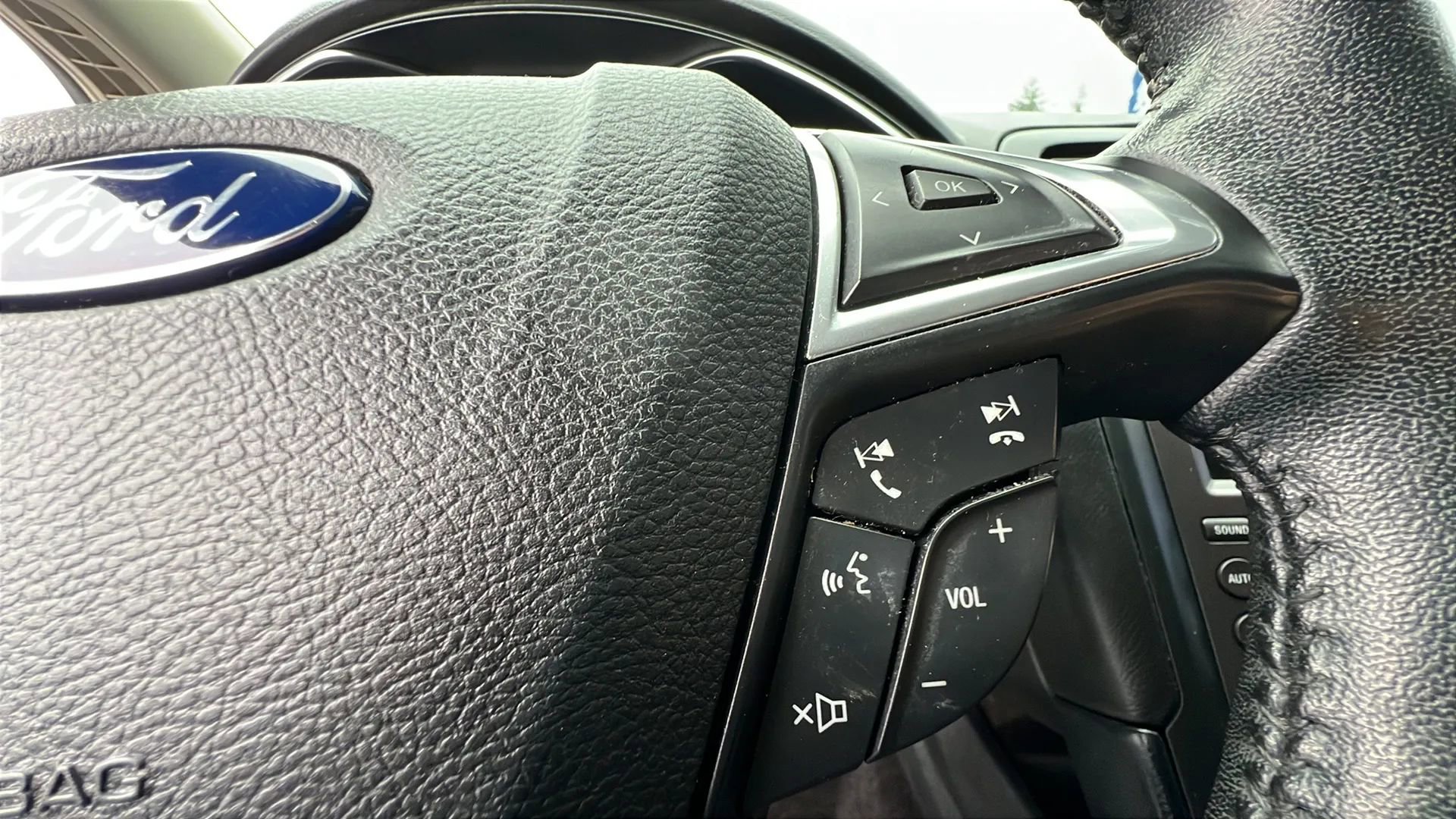 Used 2017 Ford Fusion Titanium image 20