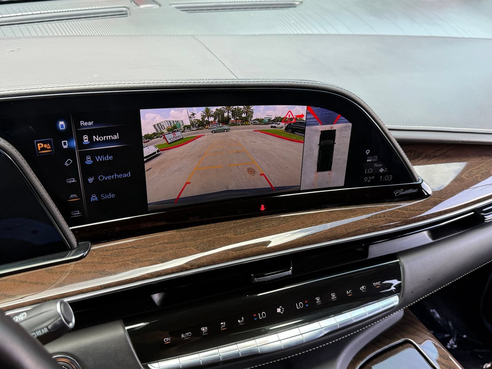 Used 2023 Cadillac Escalade Sport Platinum RWD image 31
