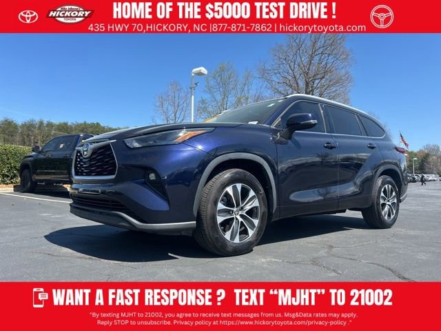Used 2022 Toyota Highlander XLE