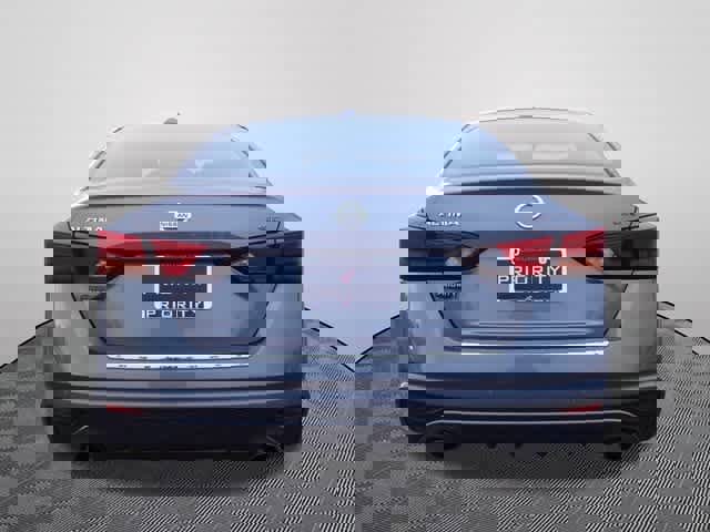 Used 2022 Nissan Altima 2.5 SR image 3