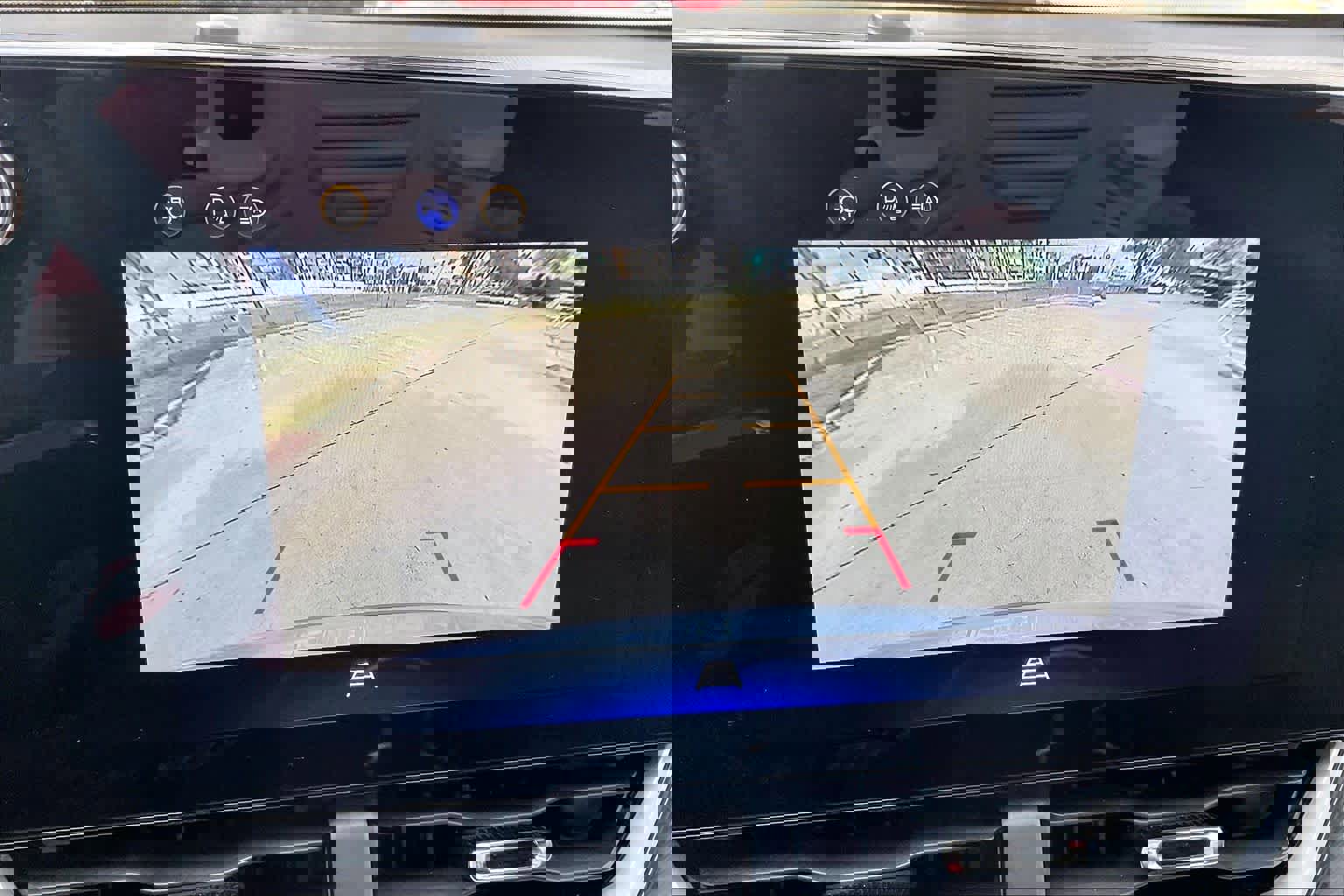 Used 2025 Chevrolet Equinox LT image 24