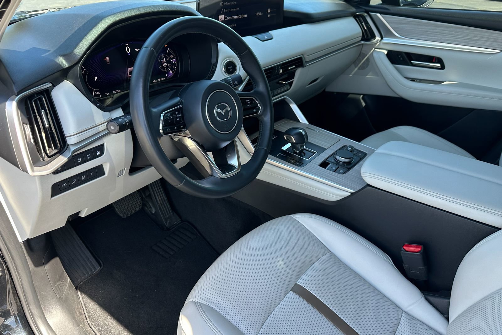 Certified 2024 MAZDA CX-90 Plug-In Hybrid w/ Premium Plus AWD/4WD image 11