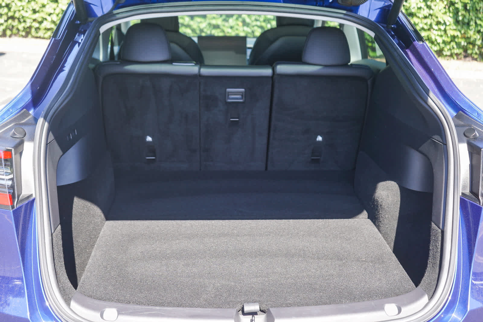 Used 2021 Tesla Model Y Long Range image 21