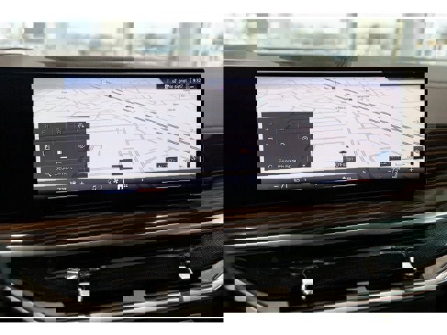 New 2026 BMW X5 xDrive50e w/ Premium Package image 72