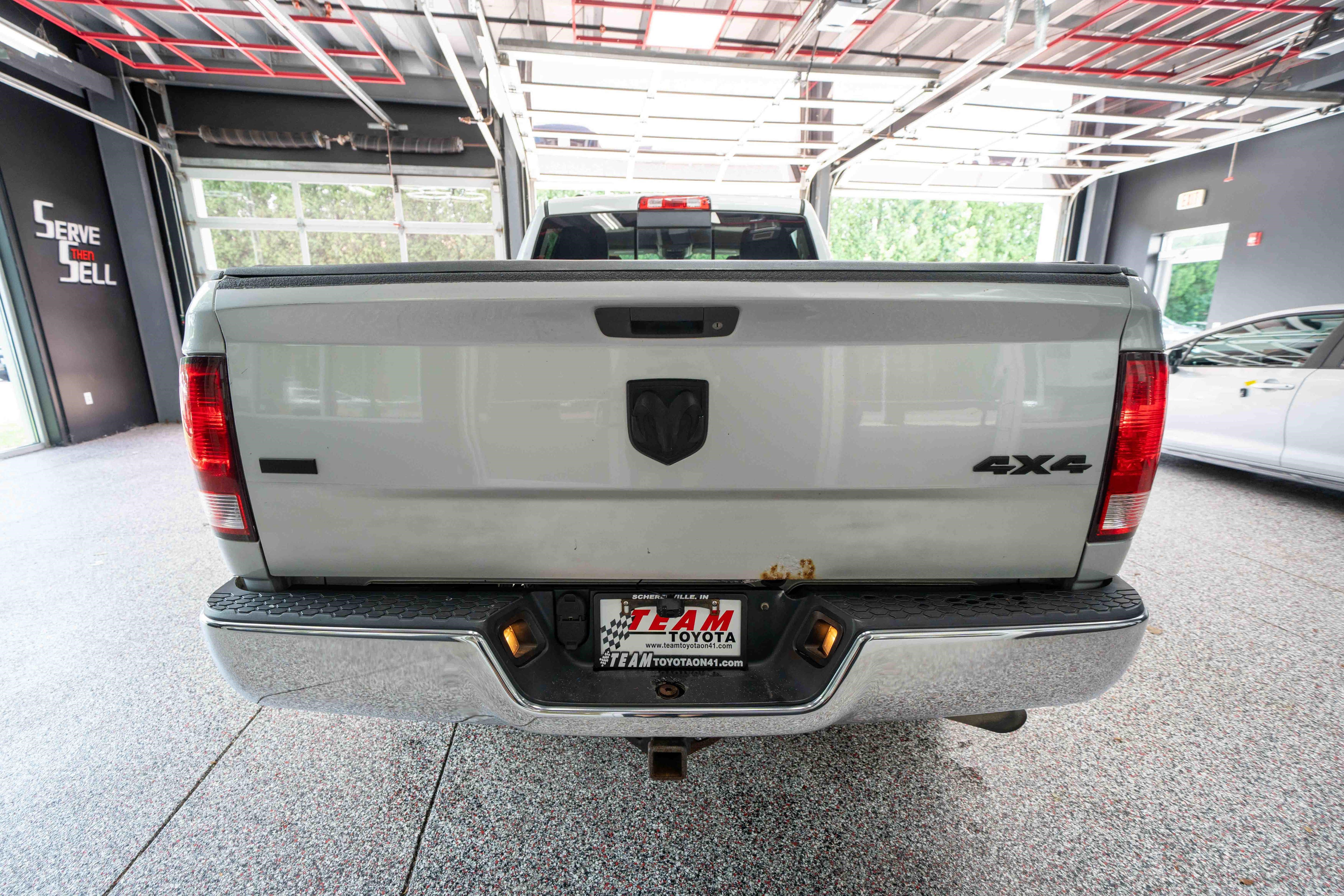 Used 2014 RAM 1500 Classic SLT AWD/4WD image 3