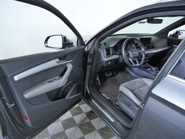 Used 2018 Audi SQ5 Premium Plus w/ Navigation Package AWD/4WD image 17