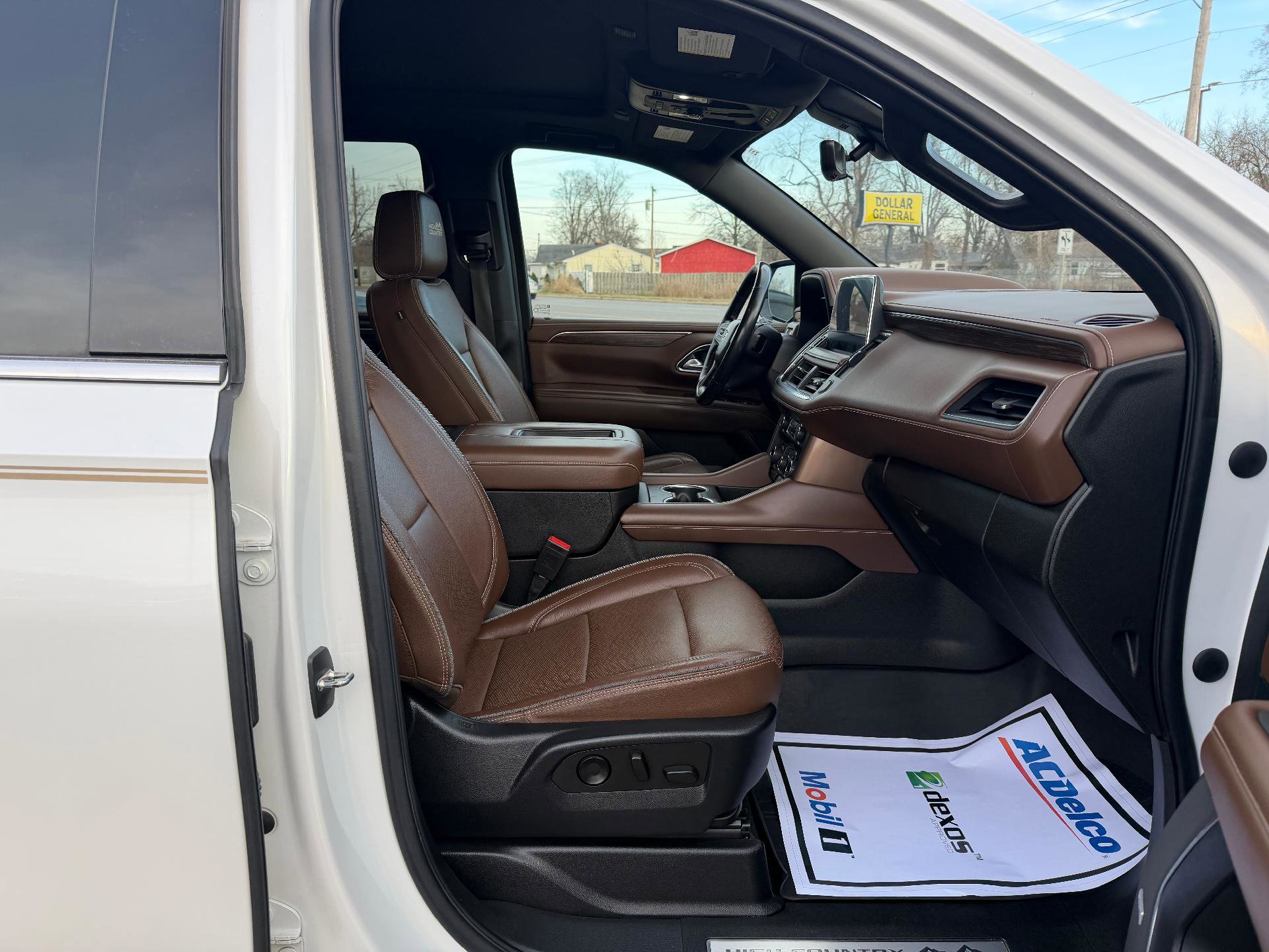 Used 2022 Chevrolet Tahoe High Country image 12