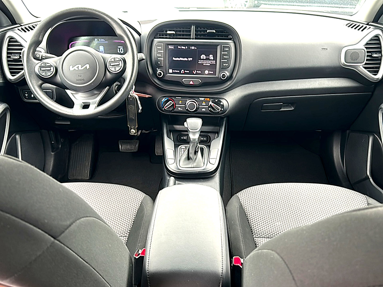 Used 2024 Kia Soul LX w/ Option Group 015 FWD image 20