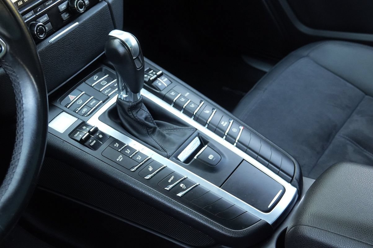 Used 2016 Porsche Macan S AWD/4WD image 9