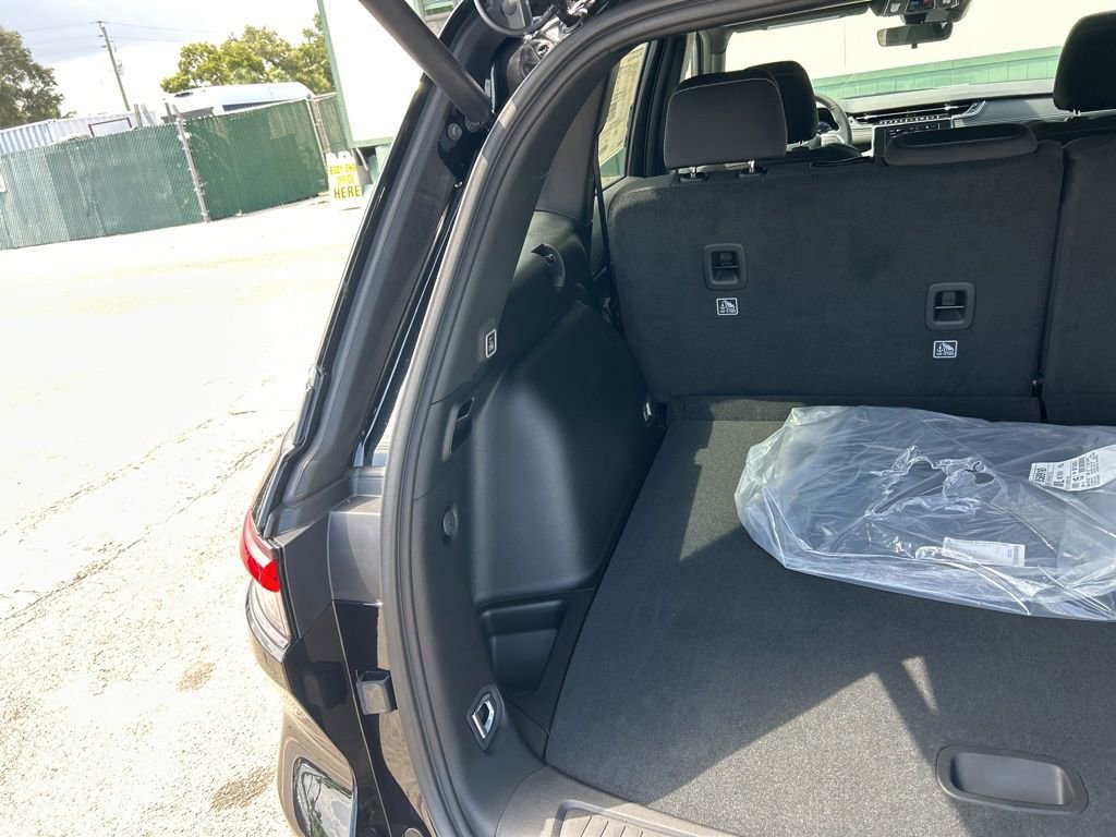 New 2025 Jeep Grand Cherokee Laredo X w/ Luxury Tech Group I image 29