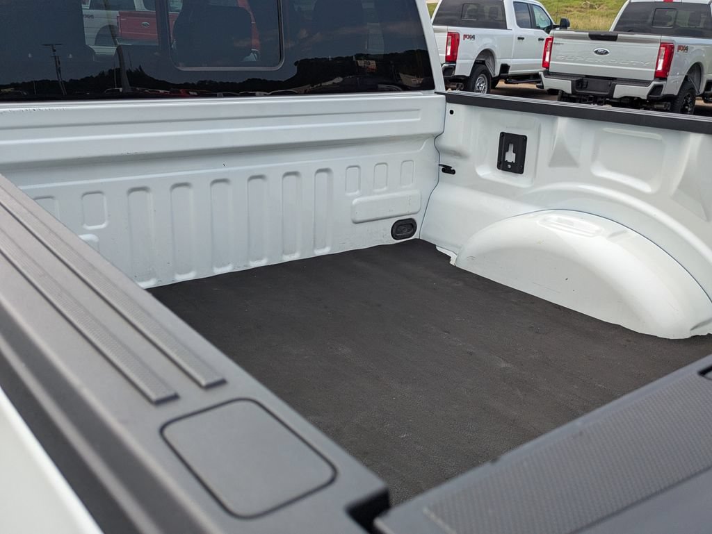 Used 2023 Ford F150 Platinum w/ Equipment Group 701A High AWD/4WD image 7