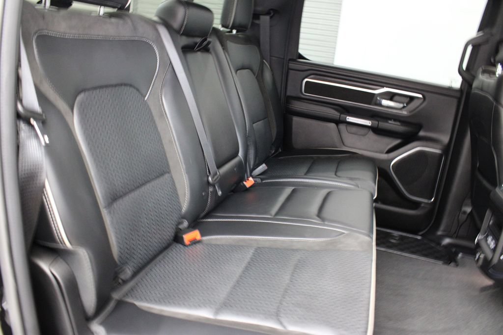 Used 2024 RAM 1500 Laramie AWD/4WD image 21