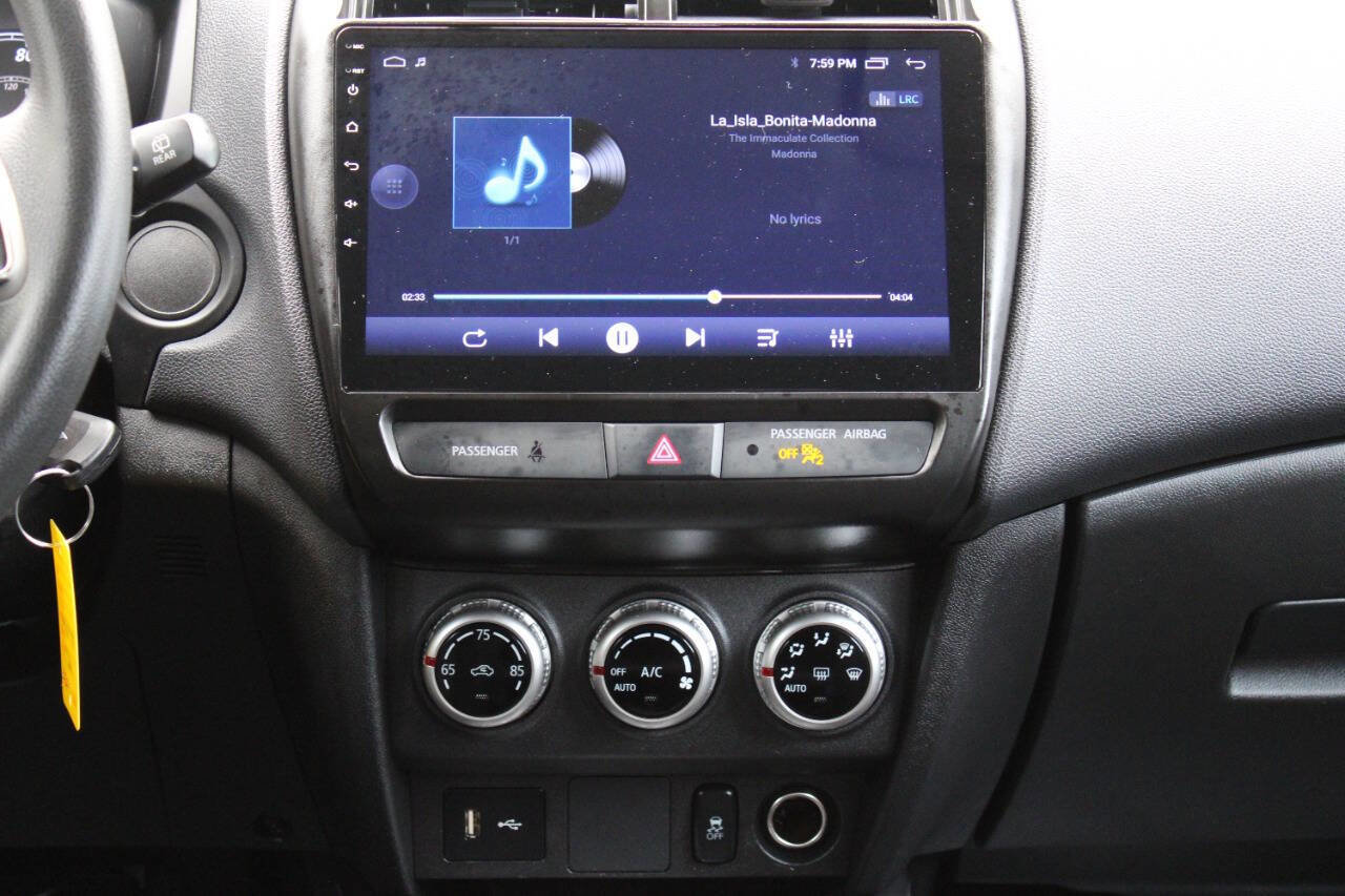 Used 2024 Mitsubishi Outlander Sport AWD image 32