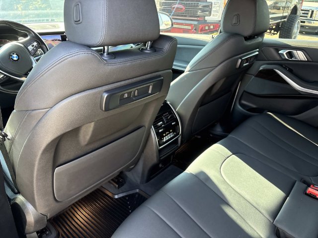Used 2020 BMW X5 xDrive40i w/ Convenience Package AWD/4WD image 18