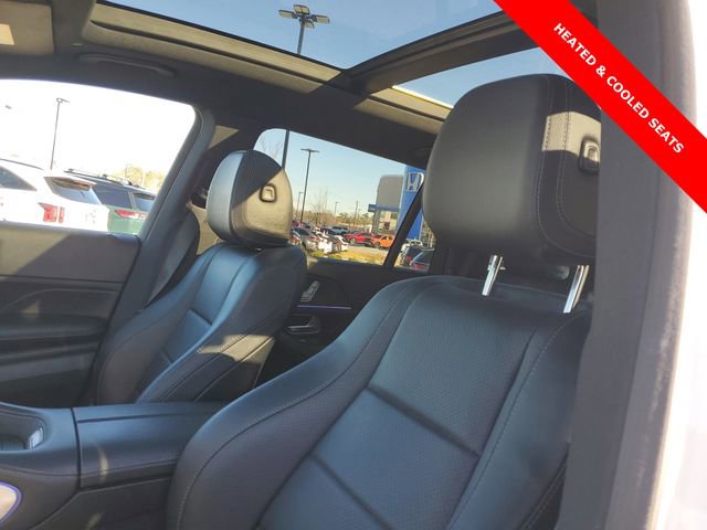 Used 2022 Mercedes-Benz GLS 450 4MATIC image 15