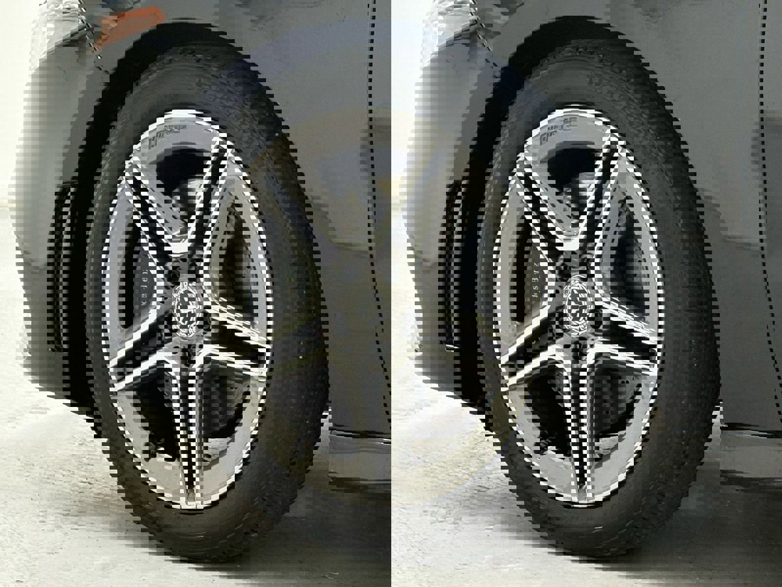 Used 2020 Mercedes-Benz A 220 4MATIC w/ AMG Line image 43