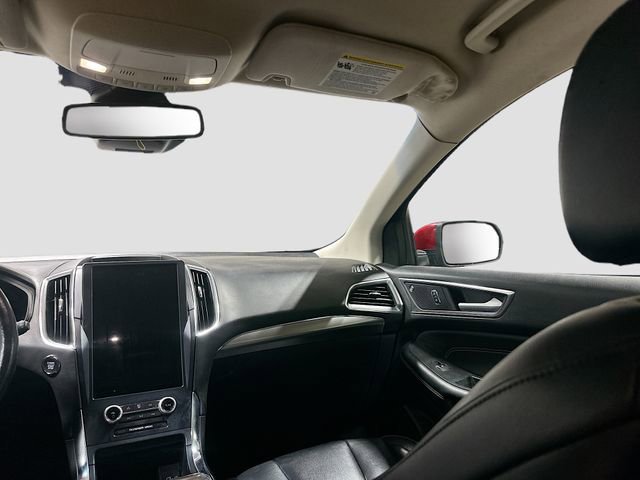 Used 2022 Ford Edge Titanium AWD/4WD image 24