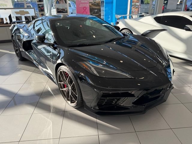 Used 2021 Chevrolet Corvette Stingray Premium Cpe w/ Z51 Performance Package RWD image 1