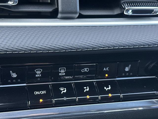 New 2026 Chevrolet Equinox LT image 21