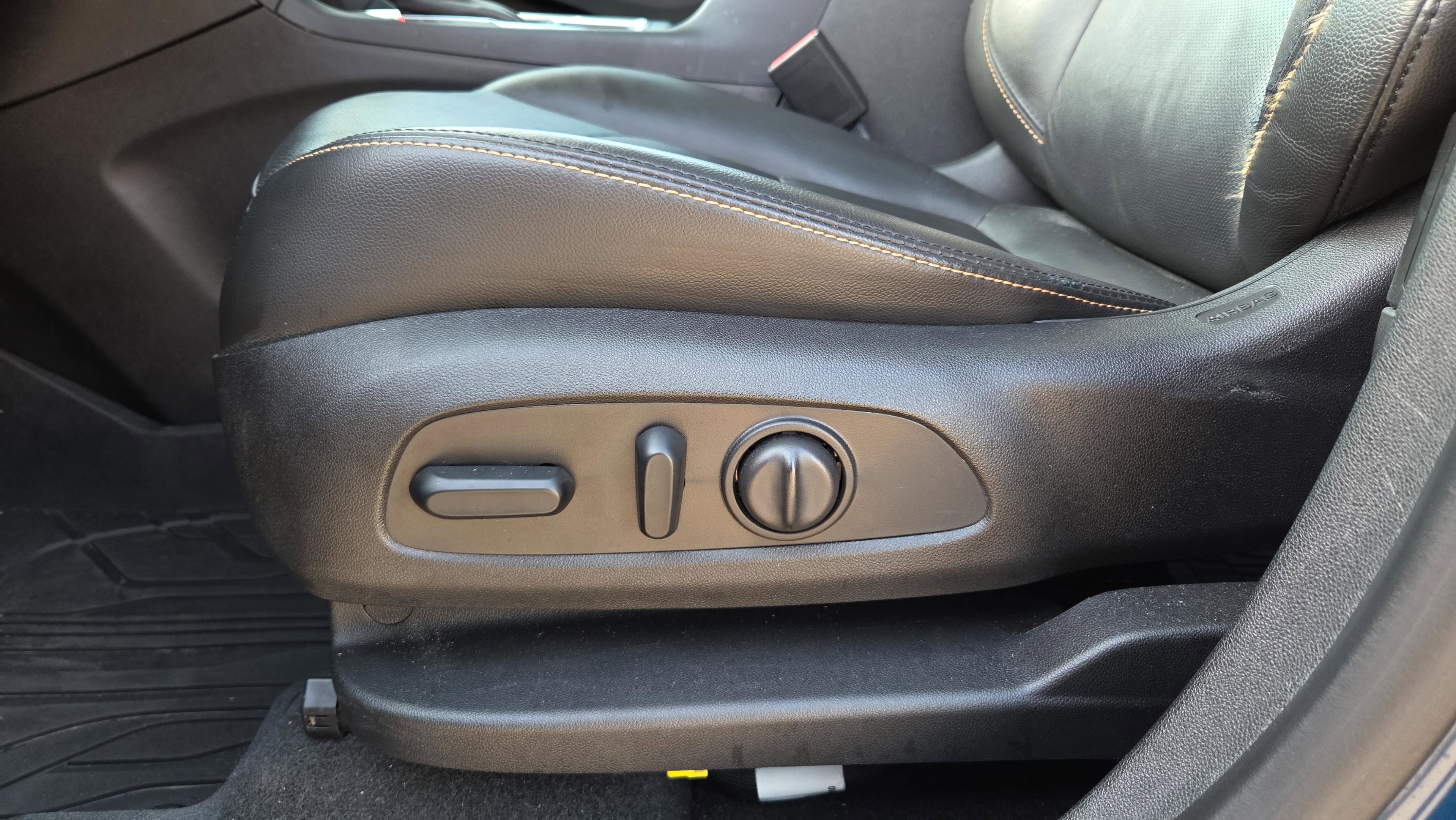 Used 2019 Chevrolet Equinox Premier image 20