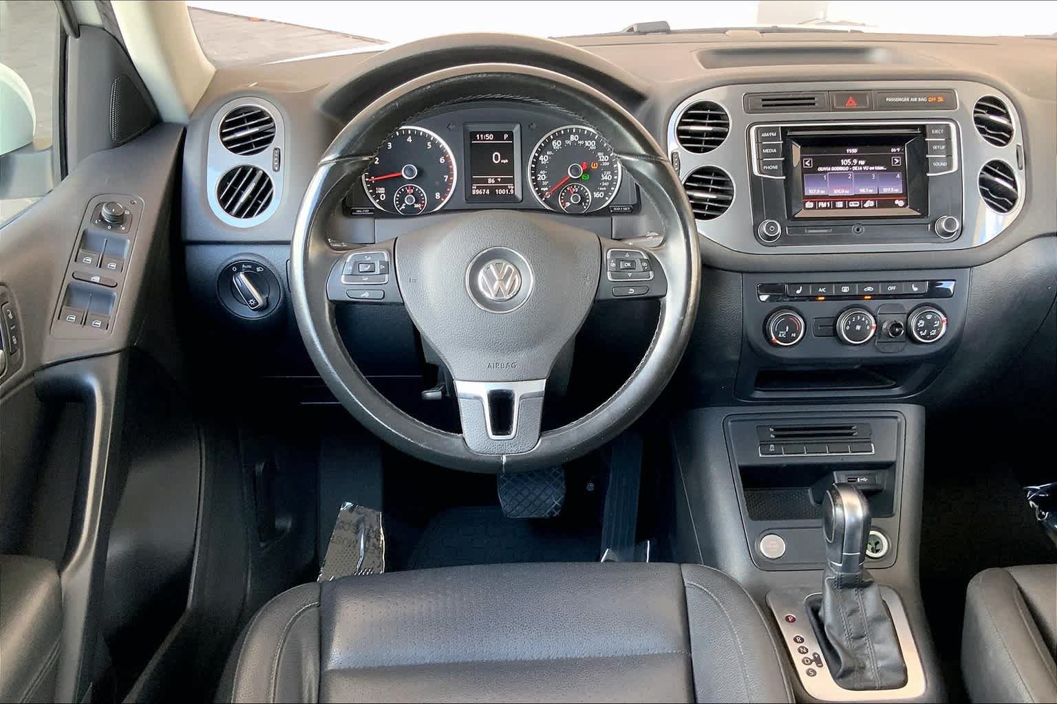 Used 2016 Volkswagen Tiguan S FWD image 5