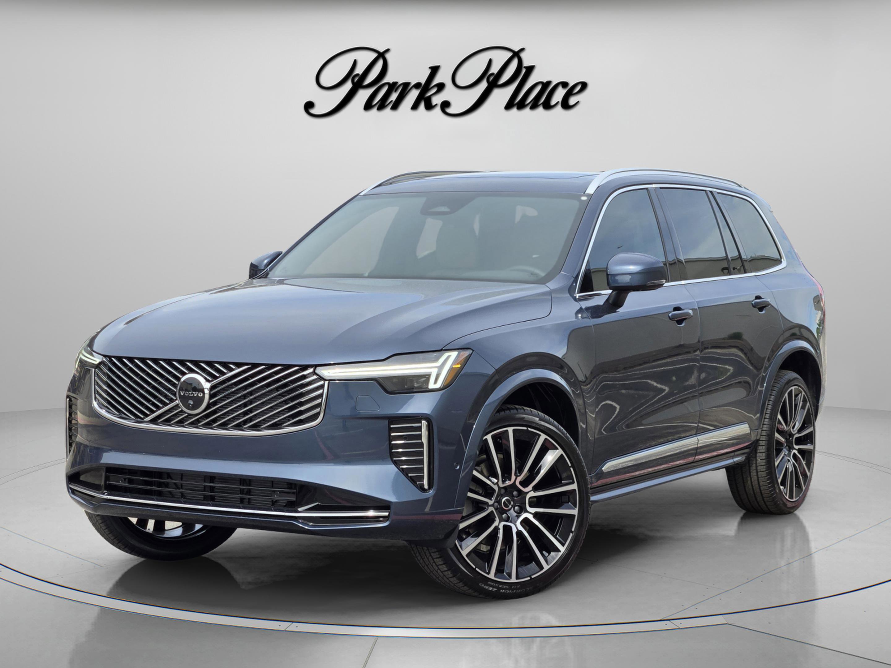 New 2026 Volvo XC90 B6 Plus w/ Protection Package Premier image 1