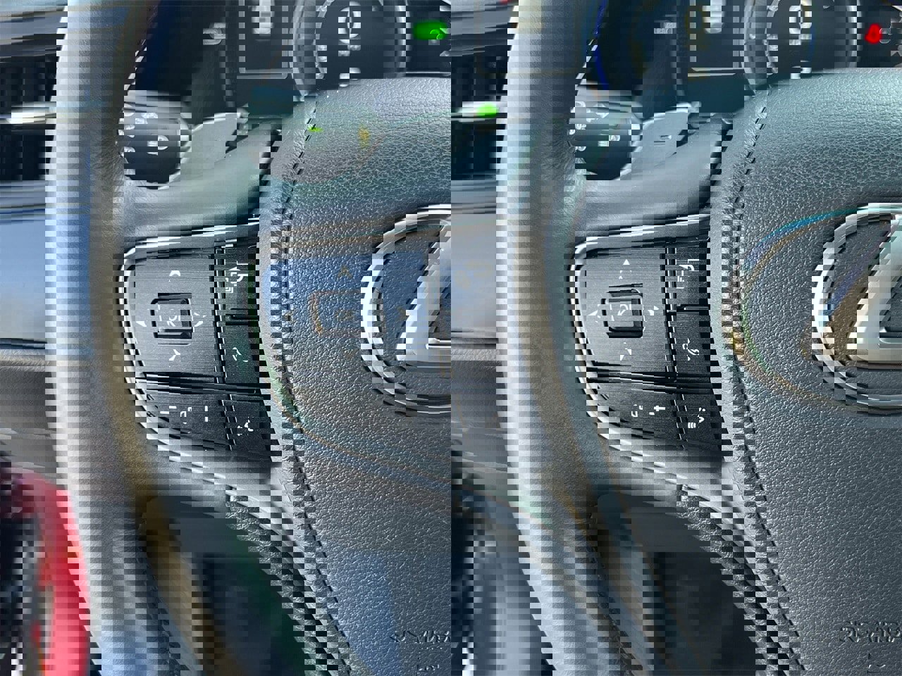 Used 2023 Lexus ES 300h w/ Premium Package image 11