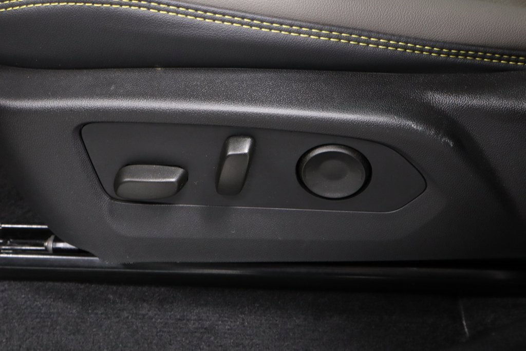 Used 2024 Chevrolet Colorado ZR2 w/ ZR2 Convenience Package III image 24