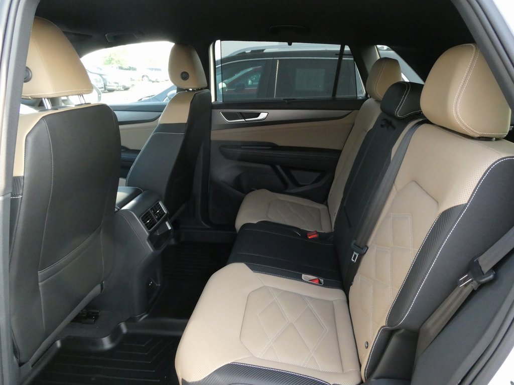 New 2025 Volkswagen Atlas Cross Sport SE image 36