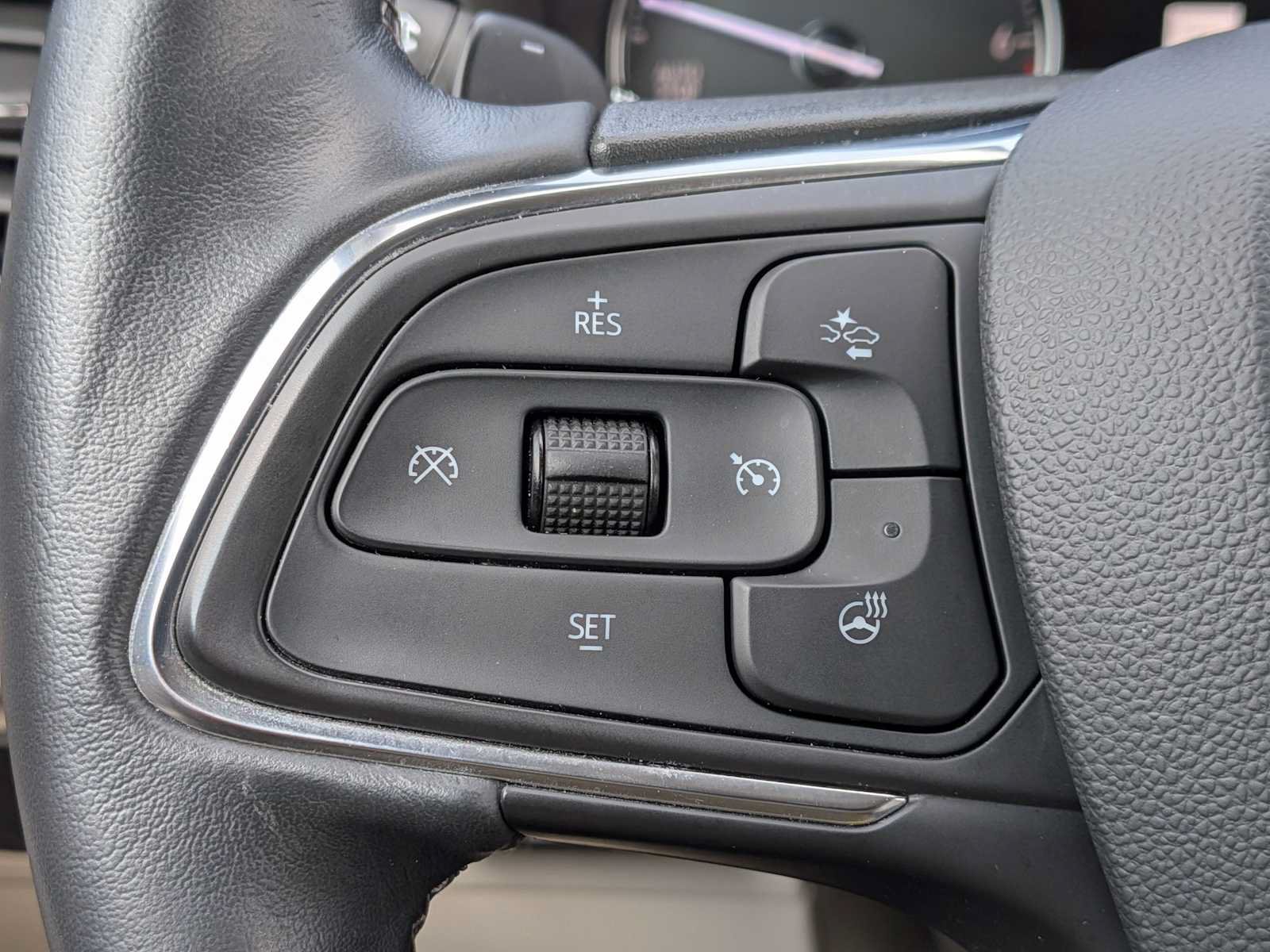 Used 2023 Buick Envision Avenir AWD/4WD image 25