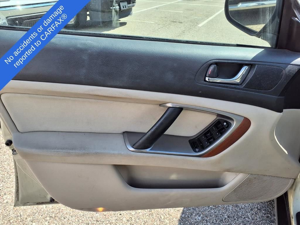 Used 2005 Subaru Outback 2.5i image 16