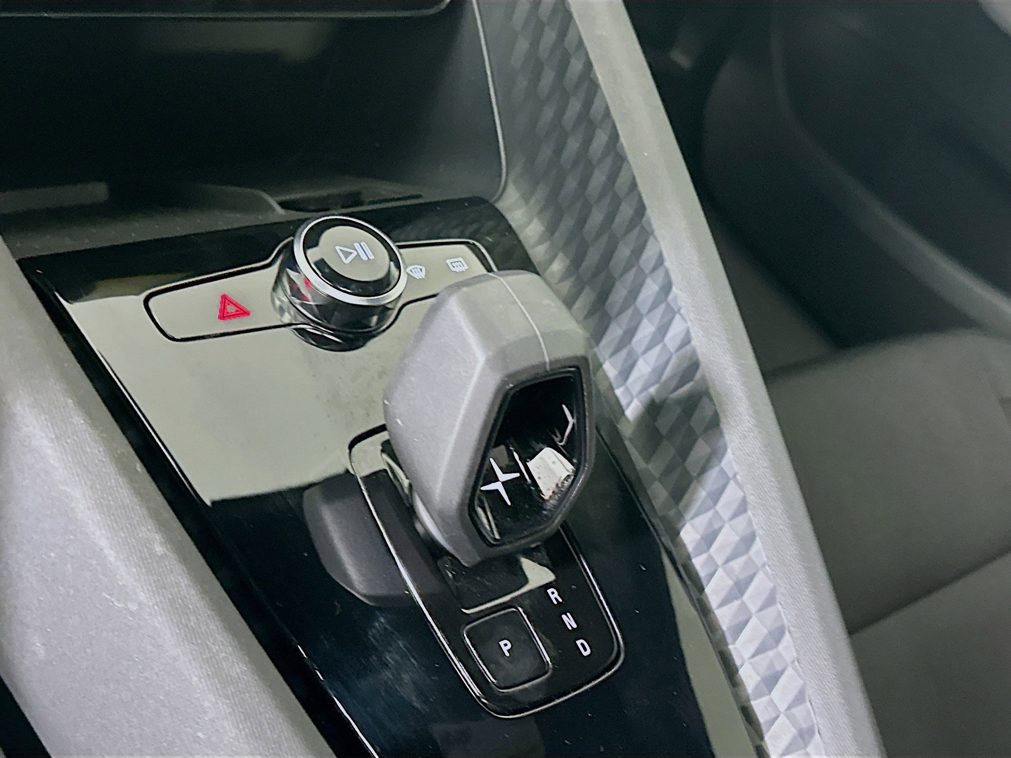 Used 2022 Polestar Polestar 2 w/ Pilot Package image 25