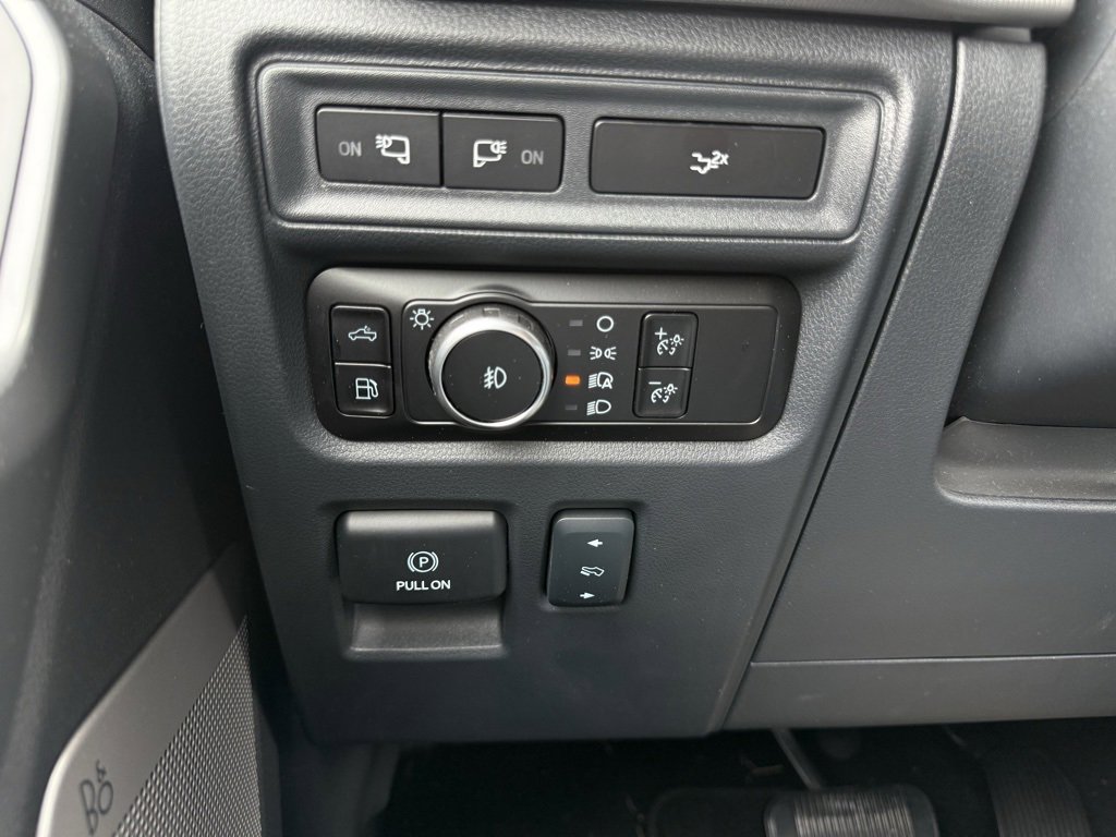 Used 2024 Ford F150 Lariat w/ Tow/Haul Package image 13