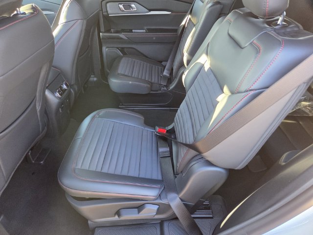 New 2026 Ford Explorer ST-Line AWD/4WD image 7