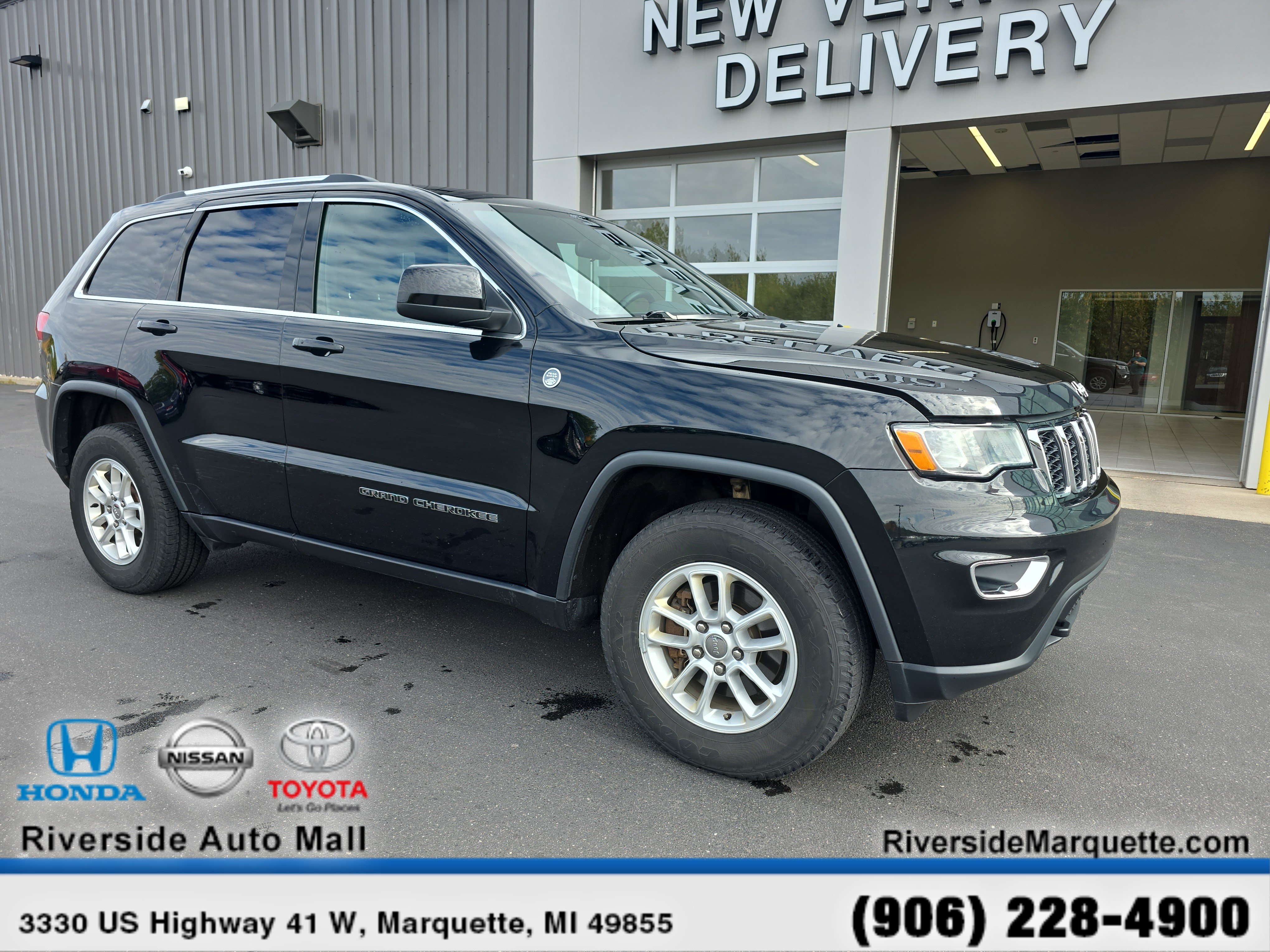 Used 2018 Jeep Grand Cherokee Laredo