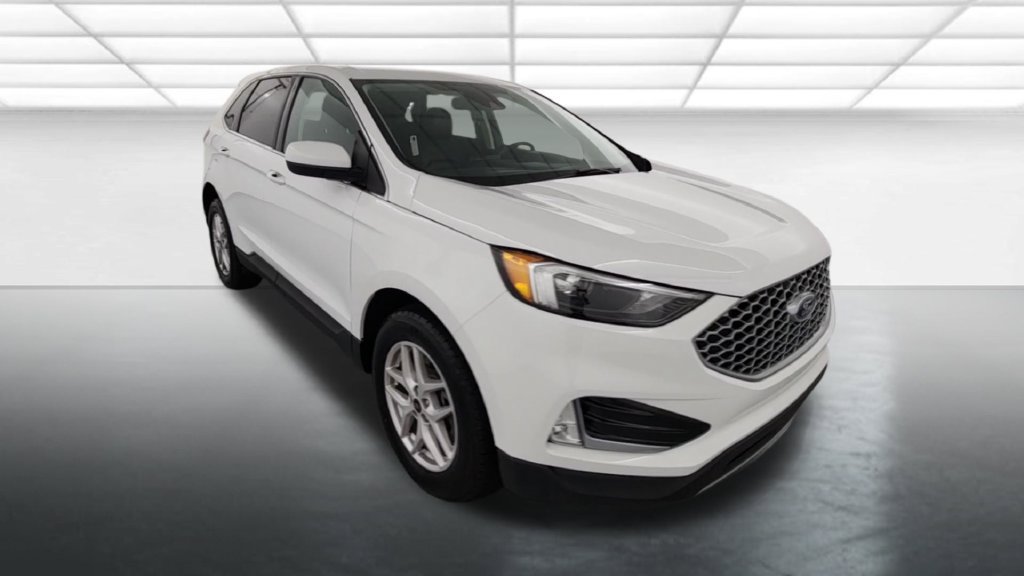 Certified 2024 Ford Edge SEL w/ Convenience Package AWD/4WD image 10