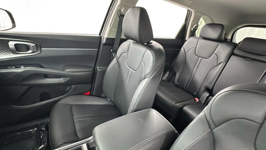 New 2026 Kia Sorento EX image 13